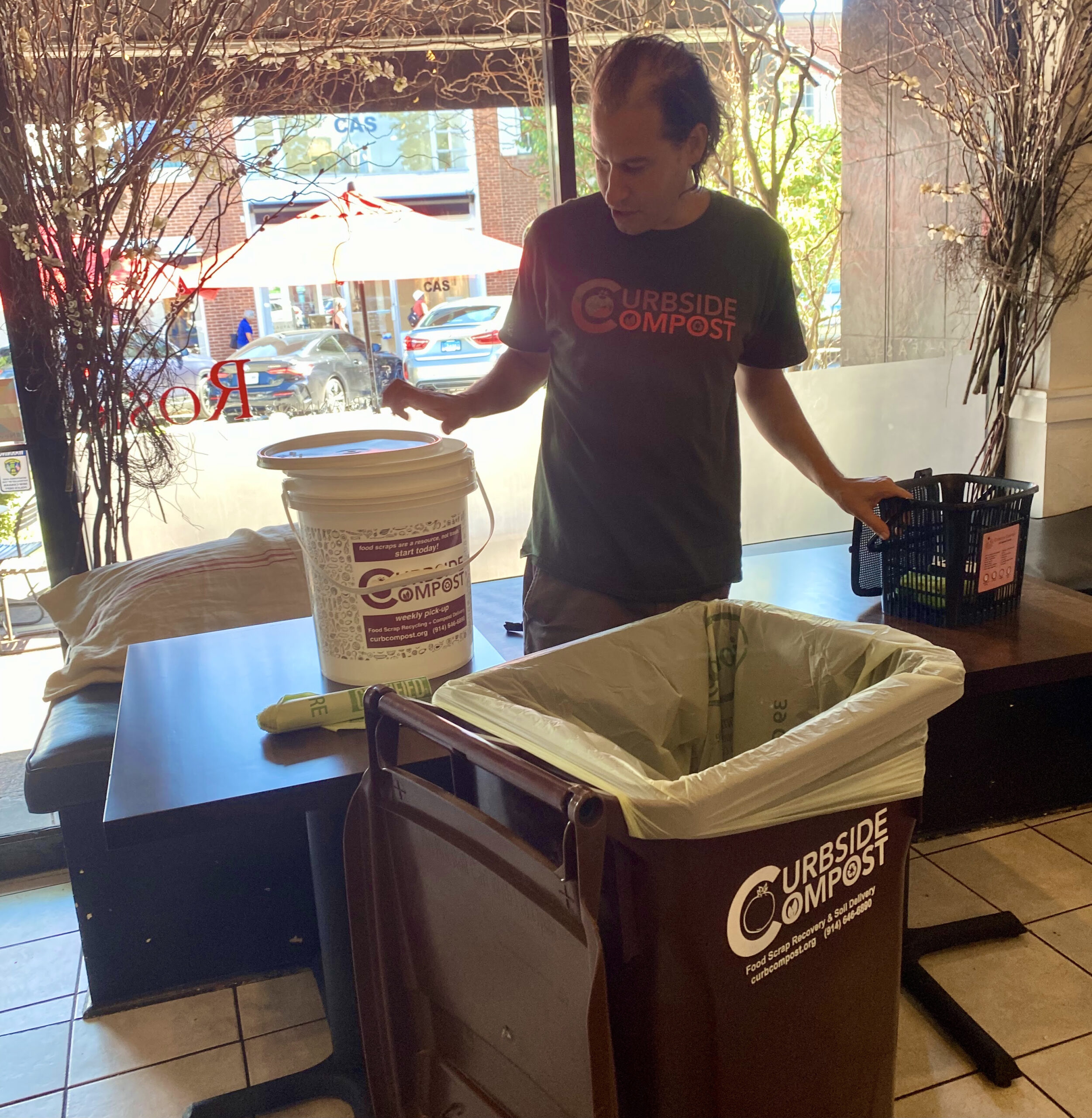 Composting to reduce food waste at Rosie